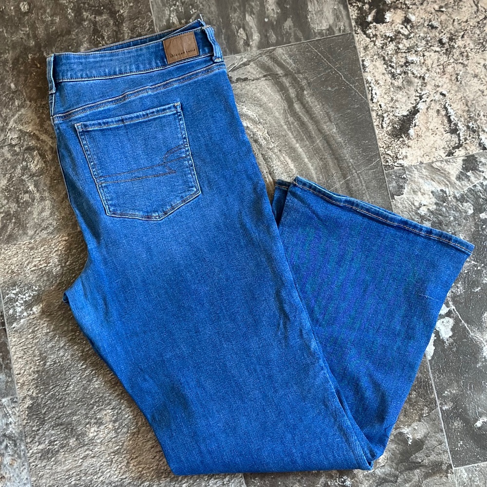 American EagleMid-Rise flare jeans